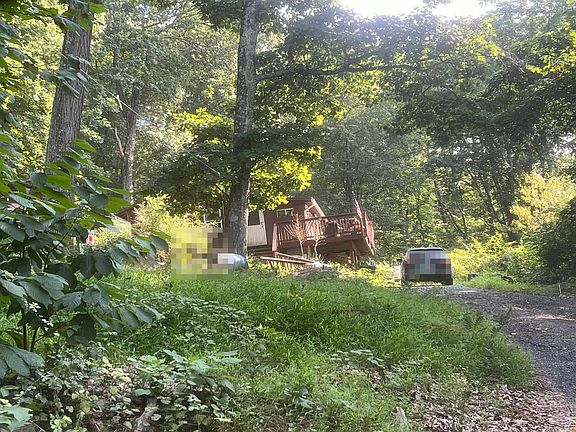 3rd image of 1554 Khyber Pass Rd