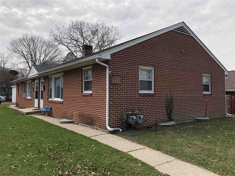 1st image of 3232 Montrose Ave