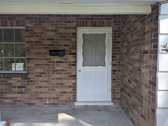 3rd image of 5169 10th Ave N