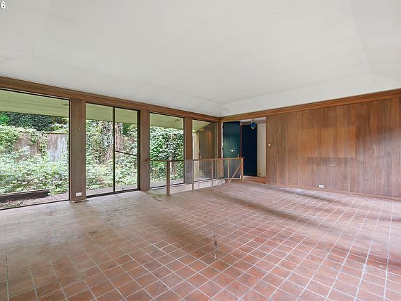 4th image of 10933 S Riverside Dr