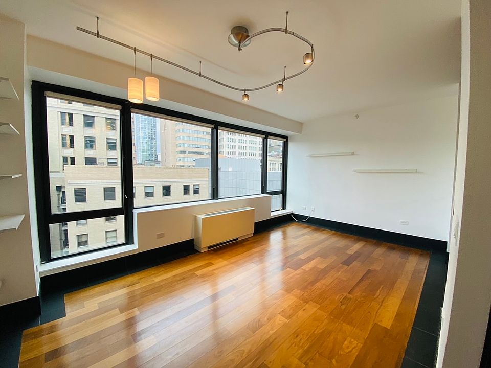1st image of 40 Broad St APT 27A