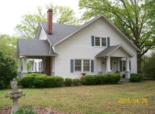 369 Hill Crest Ln, Chatham, VA 24531