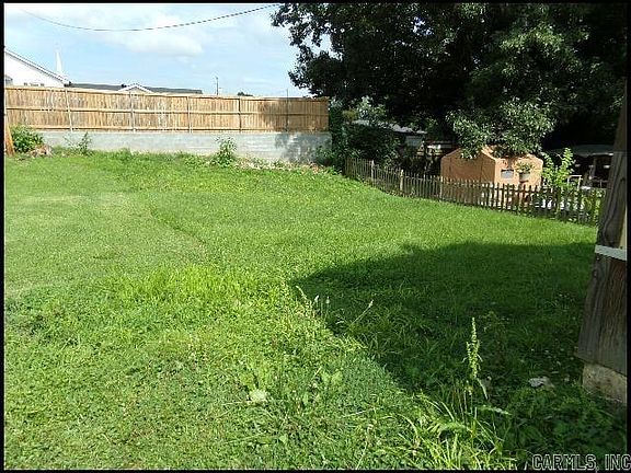 3rd image of 3405 Malloy St