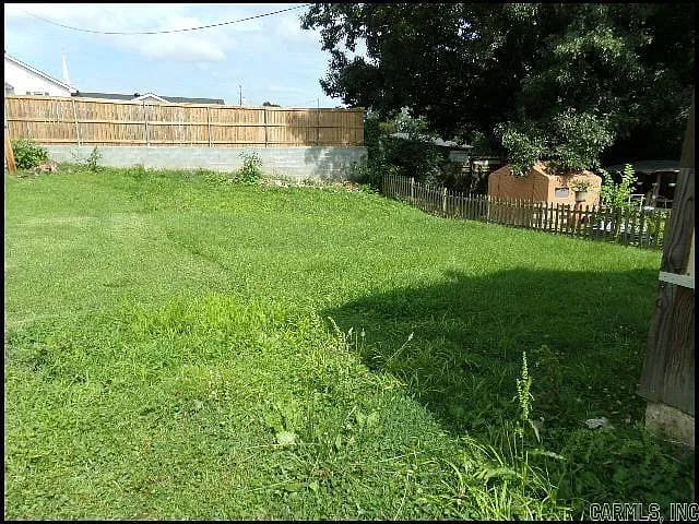 3405 Malloy St — Photo 3