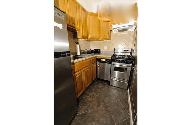 Rented by Eisenberg Exclusives | media 43