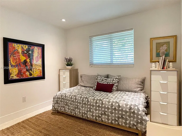 9121 SW 85th St — Photo 32