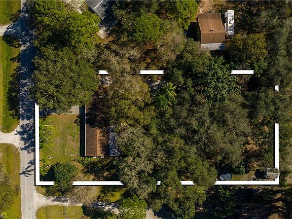3rd image of 2193 Bahia Ln