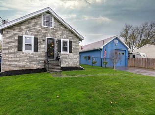 28 St Clair Ave, East Greenbush, NY 12144