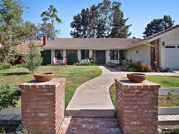 3rd image of 12920 Pomard Way