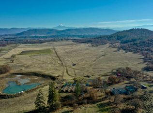 1020 Oak Rock Run, White City, OR 97503