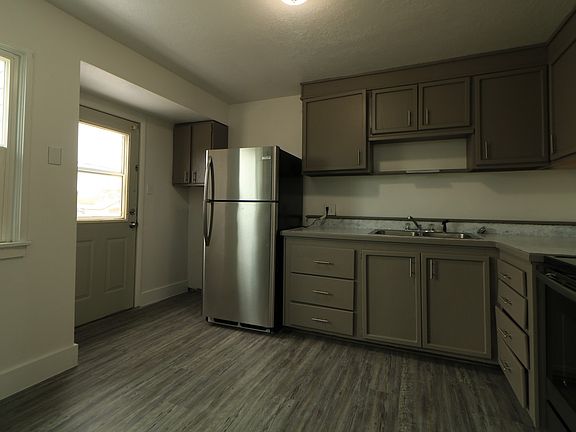 3rd image of 4360 W 5700 S