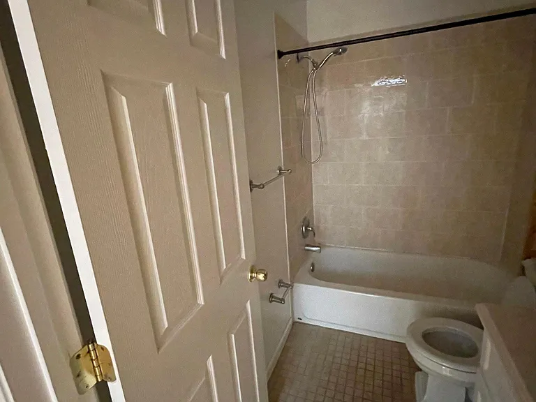 69 Florida Ave NW #1 — Photo 13