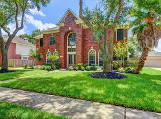 6614 Alicant Dr, Sugar Land, TX 77479