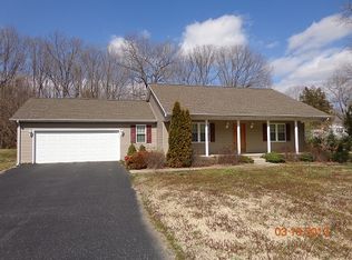 46 Lowry St, Camden, TN 38320
