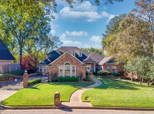 1858 Raveneaux Ln, Tyler, TX 75703