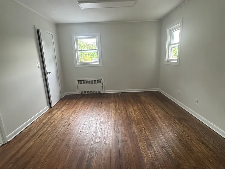 152 Mountain Ave — Photo 6