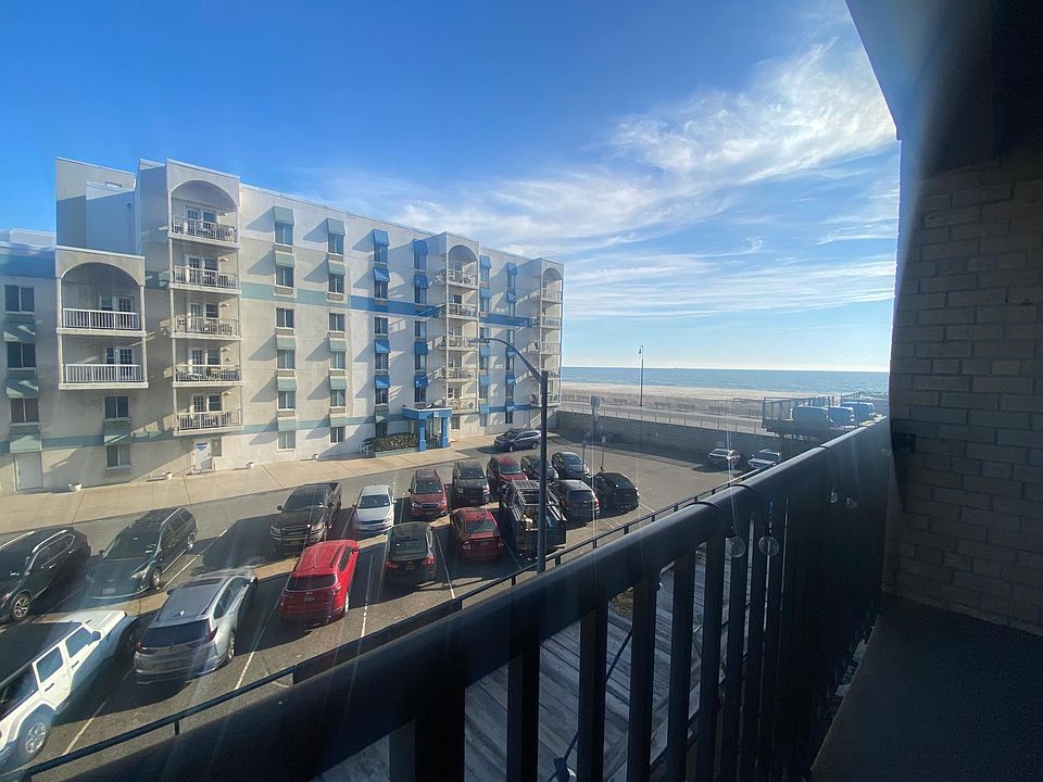 1st image of 25 Franklin Blvd APT 7