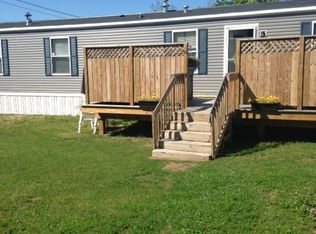 10 Old Orchard St, Morrisonville, NY 12962