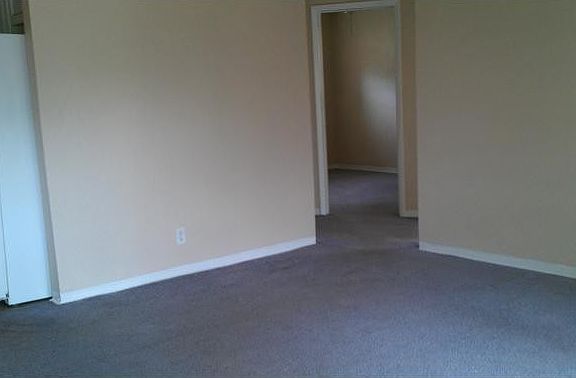 4th image of 3331 NW 72nd Way