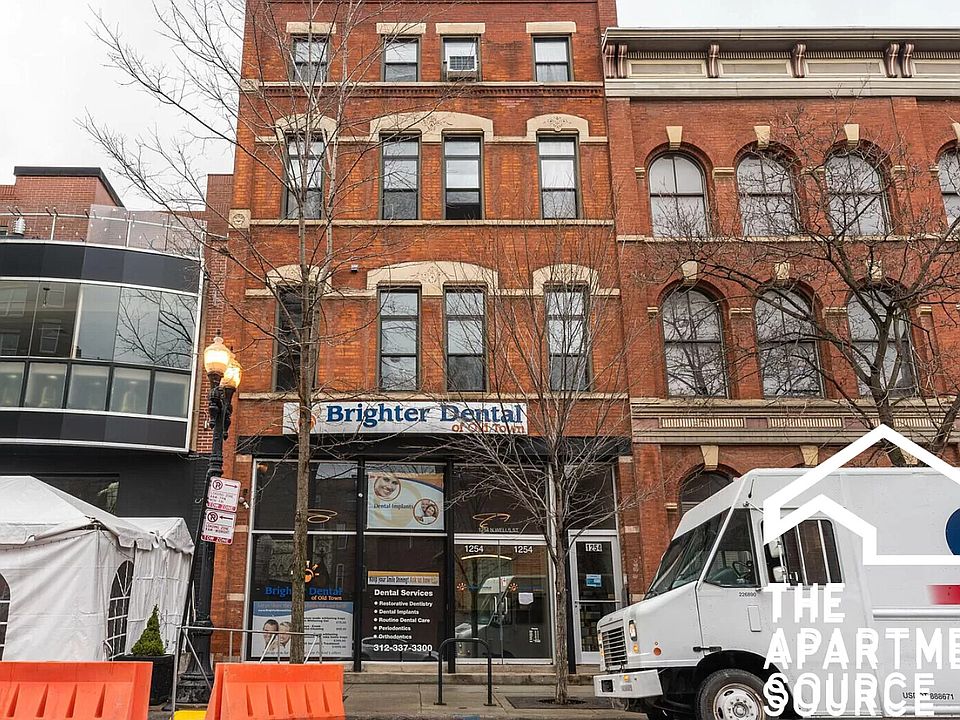 1st image of 1254 N Wells St APT 301