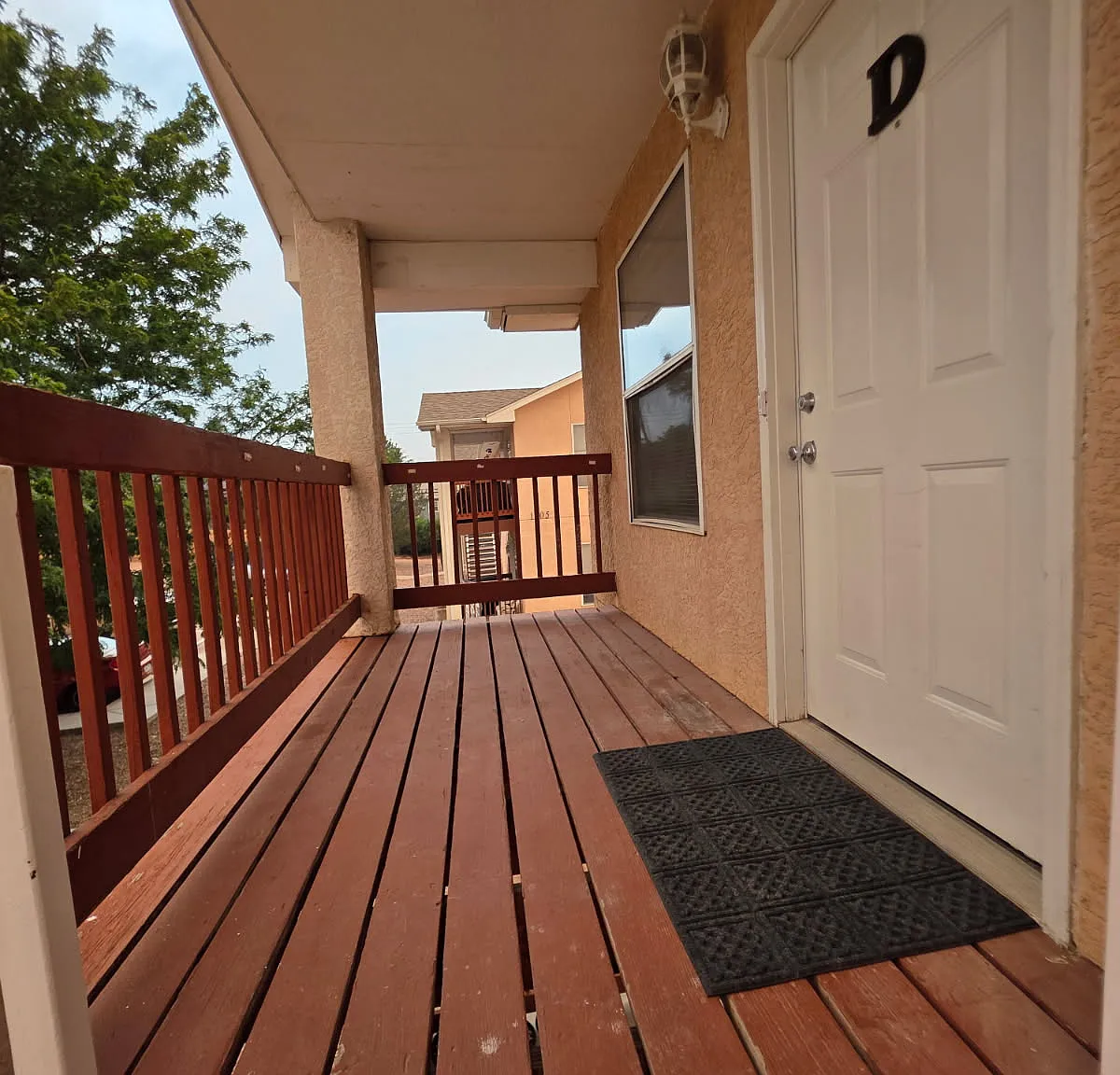 2 bed, 1000 sqft, $1,095 — Photo 3
