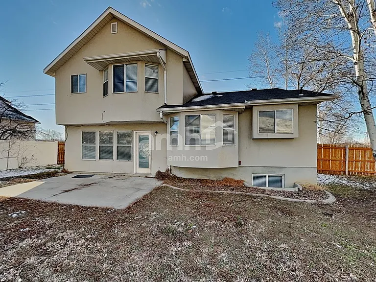 1538 N 200 W — Photo 21