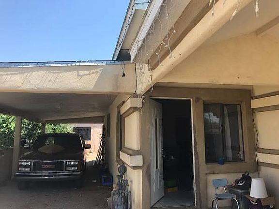 3rd image of 3303 Cypress Dr SW