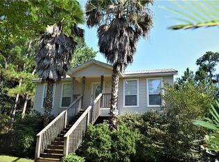 313 Chenault Ave, Dauphin Island, AL 36528