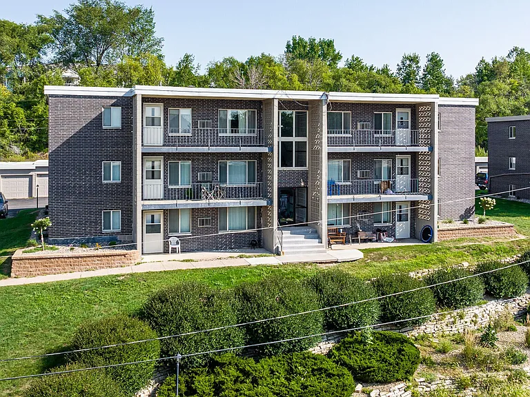 Live at The Oaks of West Saint Paul | Spacious & Comfortable Living — Photo 16