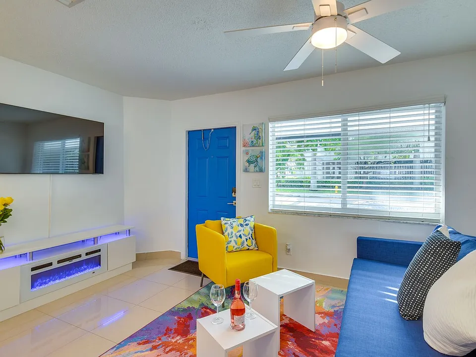 412 NE 4th Ave #ID1546131P
