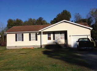 590 Stagecoach Rd, Madisonville, KY 42431