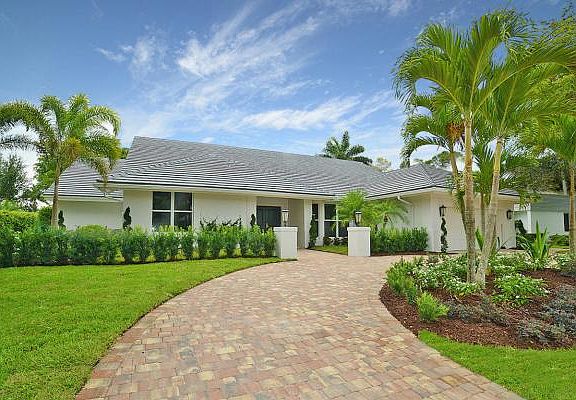 Home For Sale In Boca Grove