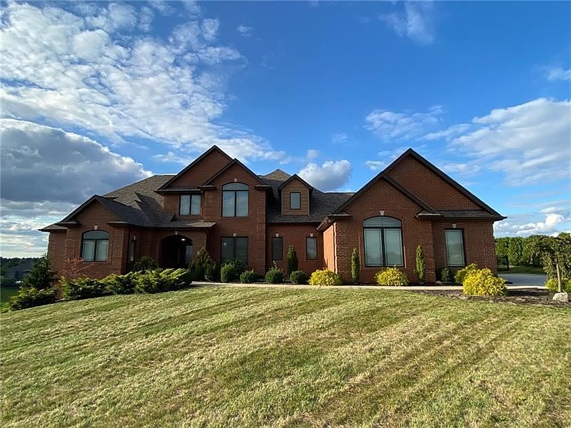 1st image of 7552 Sierra Dr