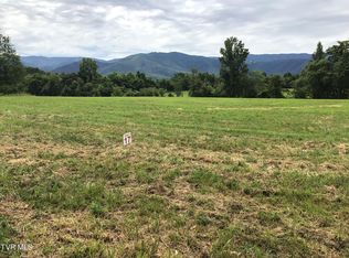 17 Deerwood Rd, Greeneville, TN 37743