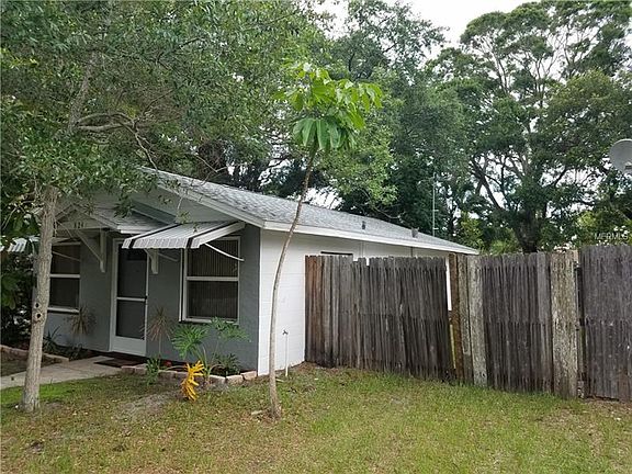 Fully Fenced Yard with Double Gates for Vehicle Backyard Entry on Both Sides.
