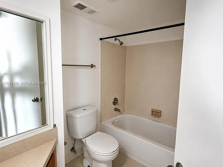 2550 SW 18th Ter #1706 — Photo 8