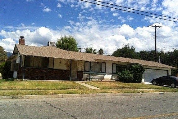 2nd image of 25898 Pumalo St