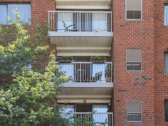 5th image of 30 Revere Beach Pkwy APT 404