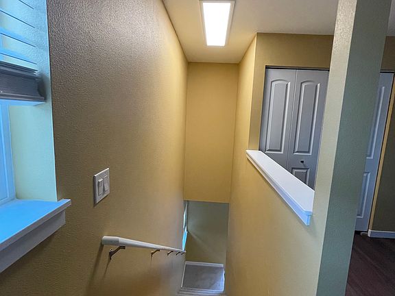 3rd image of 5711 NE 74th Ct #D