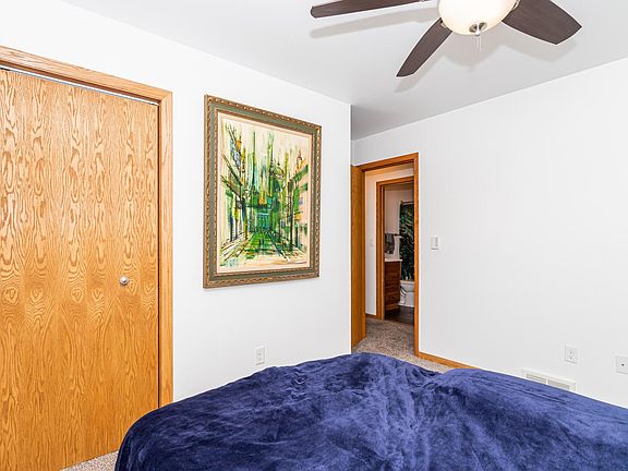 4th image of 2317 Ferndale Ave