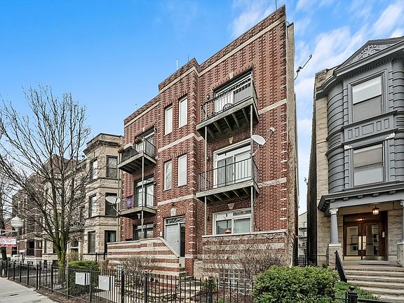2nd image of 3755 N Wilton Ave APT 3NW