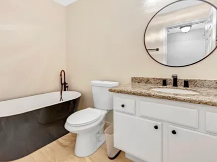 6214 Plymouth Ct — Photo 3