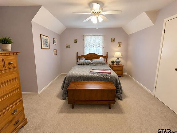 5th image of 21249 Main St