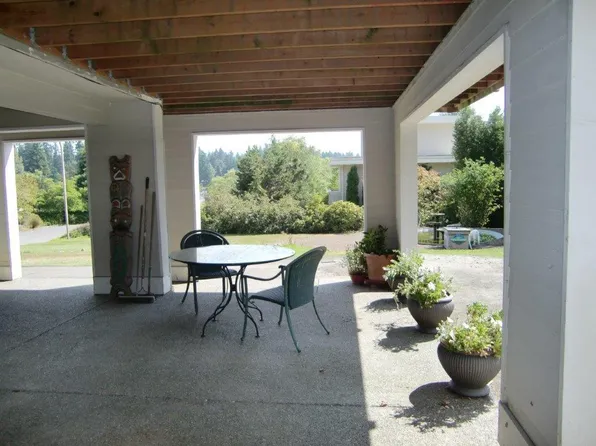 1405 163rd Pl SE, Bellevue, WA 98008