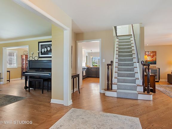 2nd image of 108 Oxford Ave
