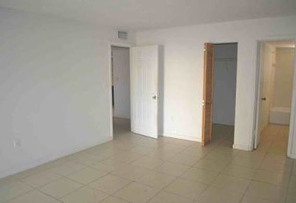 4th image of 9357 Fontainebleau Blvd APT D110