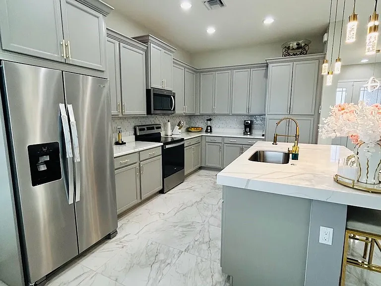 14999 Goldspar Ct — Photo 11