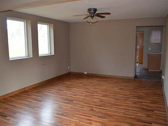 3rd image of 707 McKinley St #S