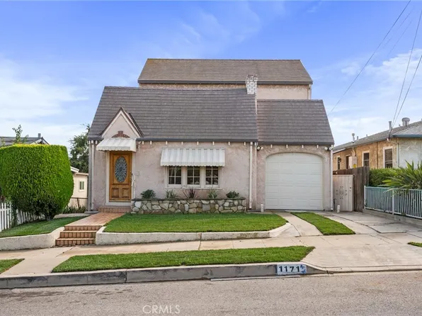 1171 W 2nd St, San Pedro, CA 90731