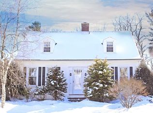2036 Baker Ave, Niskayuna, NY 12309